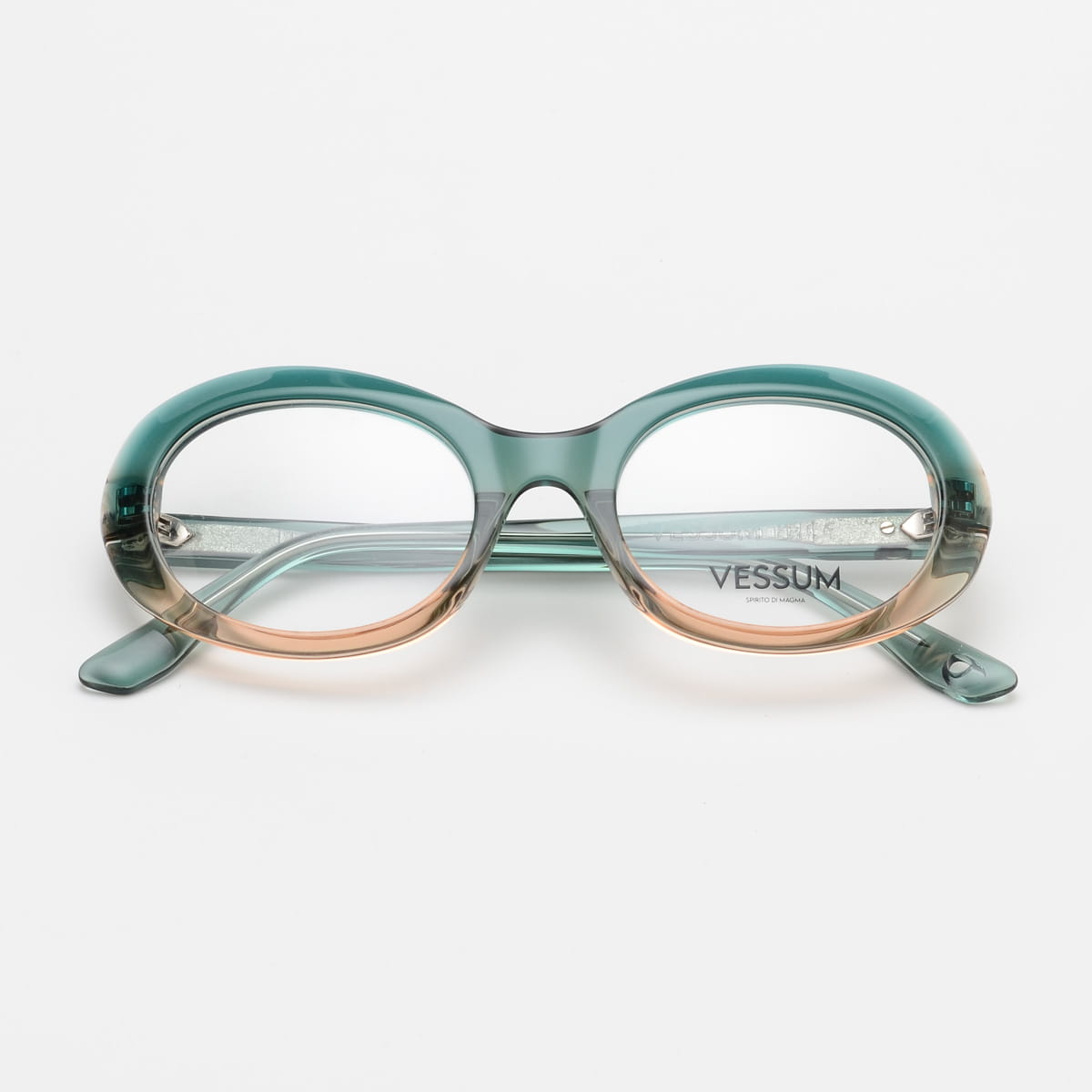Alternative view of VSM 02 / C04 - Transparent Green Demo Lenses